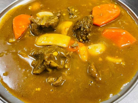 Apple Curry Beef Brisket with Rice (蘋果咖哩牛腩飯)